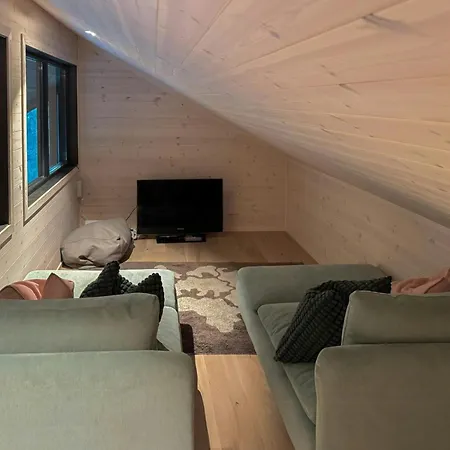 Mountain With Beautiful View هيمسيدال