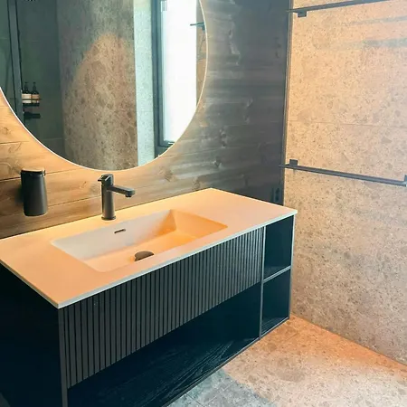 Mountain With Beautiful View * هيمسيدال